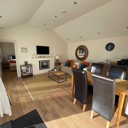 The Grange Silverstone Тостер Экстерьер фото